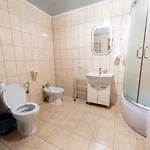 три сосни Appartement Kossiv